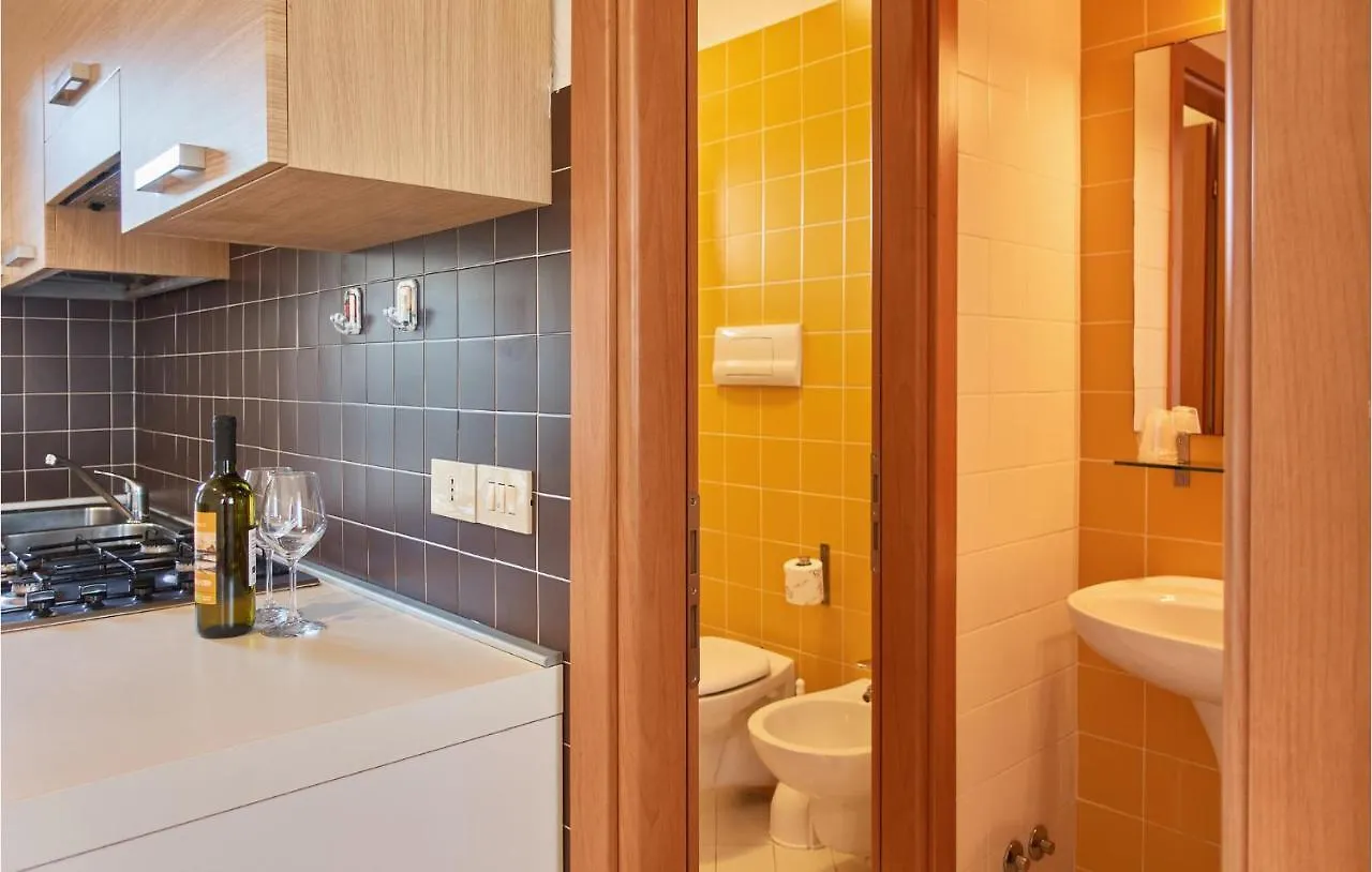 Sole 4 Apartment Cavallino-Treporti 0*,