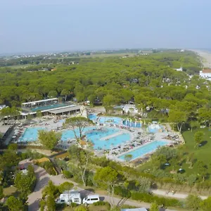 4* Camping Victoria Mobilehome In Village Mediterraneo